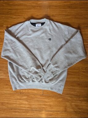 Champion Light Gray Crewneck Sweatshirt with Small Logo